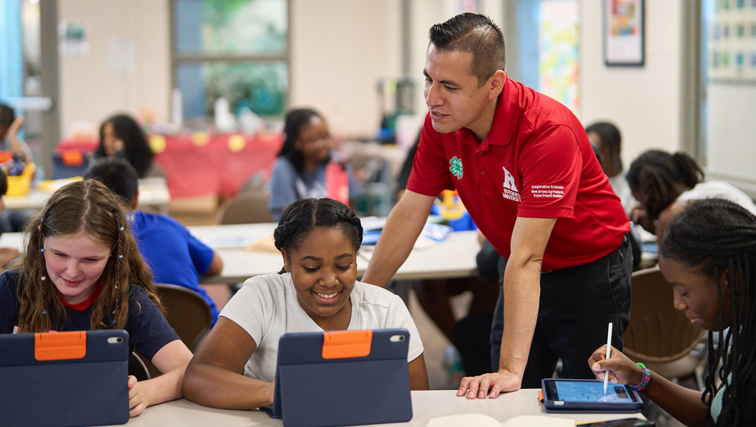 Rutgers 4-H staff teaches youths